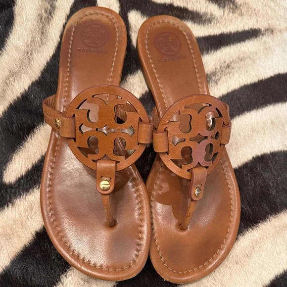 Tory Burch Brown Leather Cutout Sandals - Picture 4 of 4